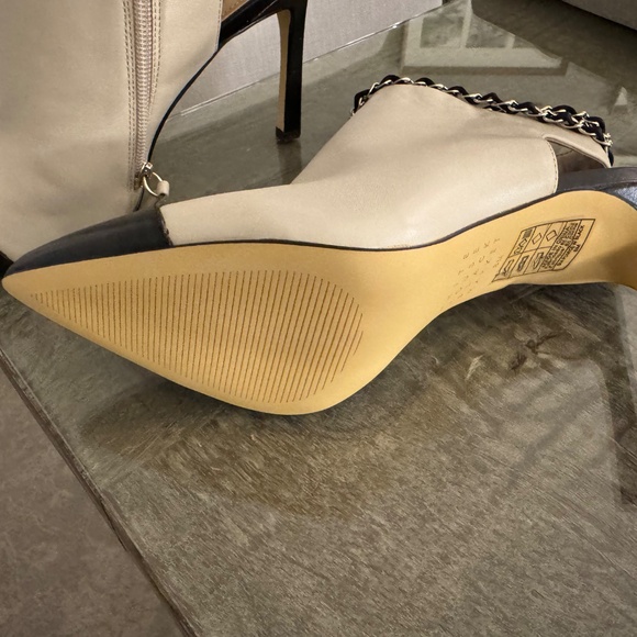 Never-Worn White House Black Market Chain‑Trim Pointed‑Toe Ankle Booties – Cream - Picture 6 of 8